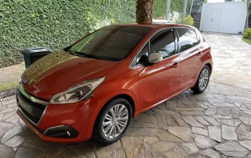 Peugeot 208 ALLURE