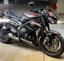 Triumph Street Triple 765 RS