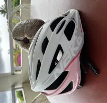 Casque de vélo neuf taille M