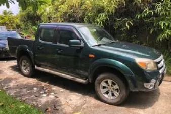 VENDS FORD XLT 10/2009