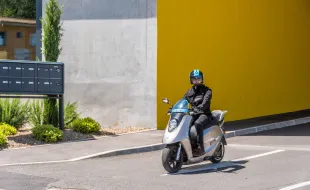 scooter electrique tahiti 50 cc eccity petites annonces pf SEEKO