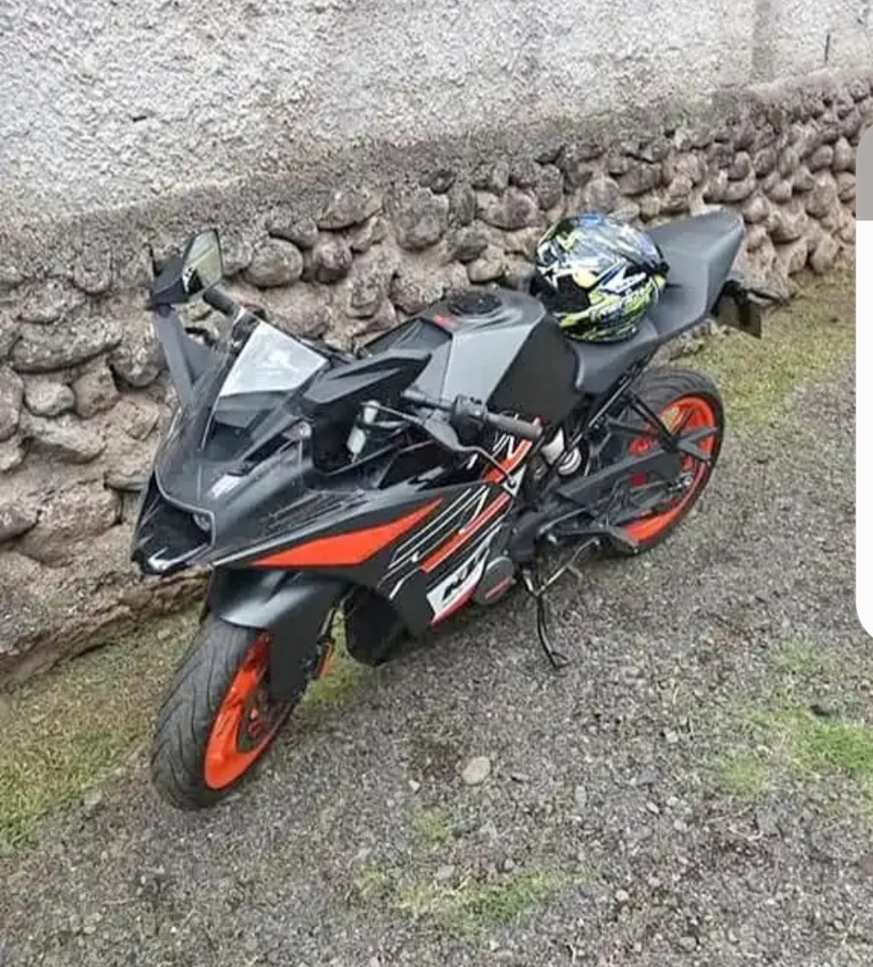 moto occasion tahiti KTM 125 cm3 petites annonces pf SEEKO