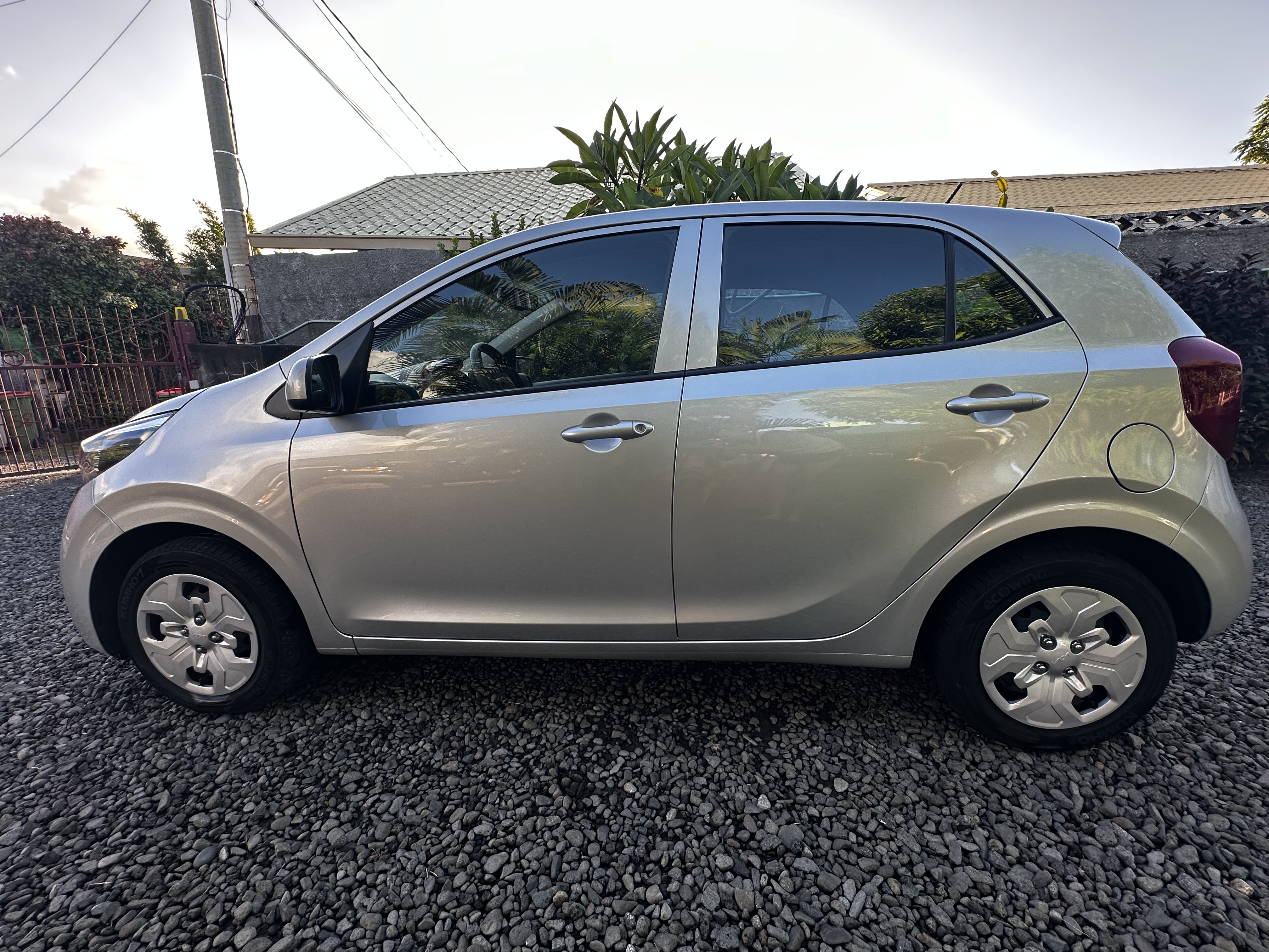 Voiture Occasion Tahiti Kia Picanto Petites Annonces PF - SEEKO