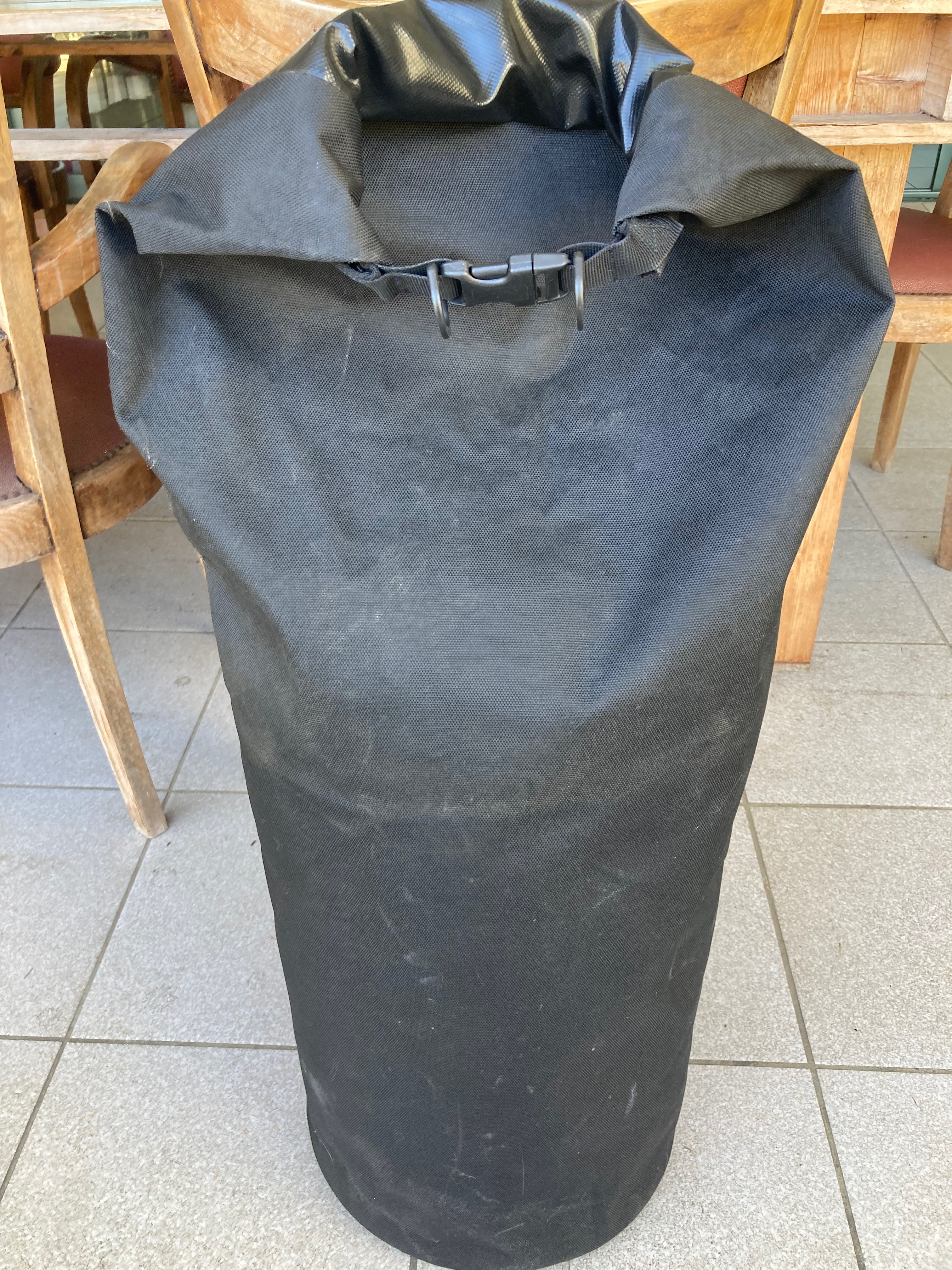 Sac à dos moto Ortlieb Tahiti Petites Annonces PF - SEEKO