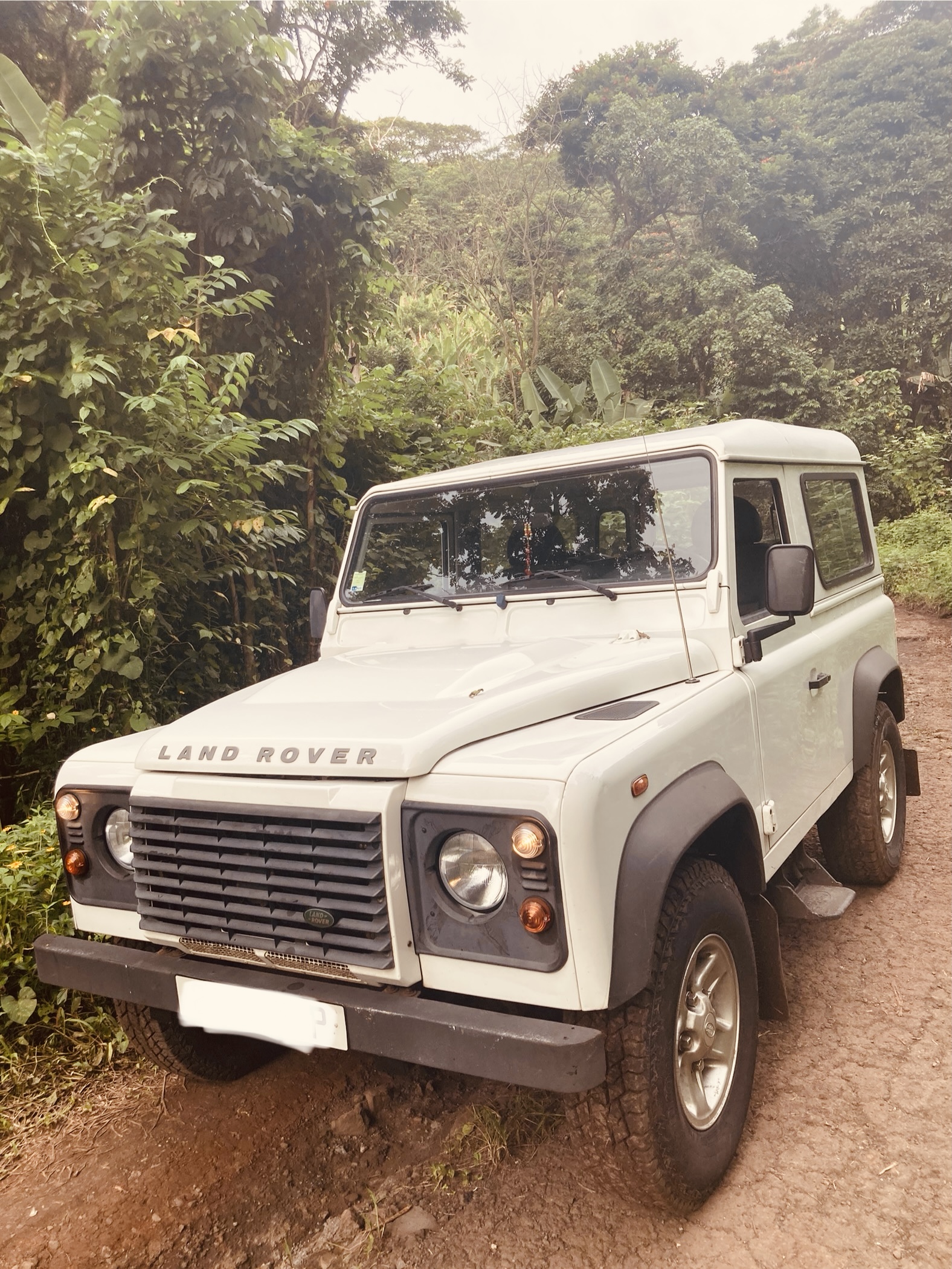 4x4 Occasion Tahiti Land Rover Defender 90 Petites Annonces PF - SEEKO